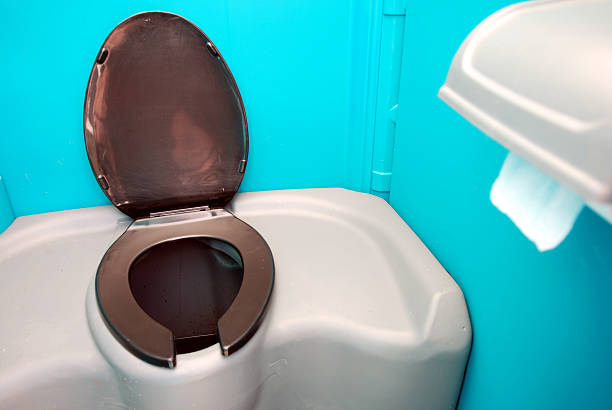 Best Sanitation services for porta potties  in Strathmore, CA