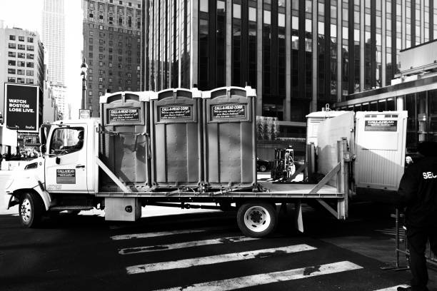 Portable restroom solutions in Strathmore, CA